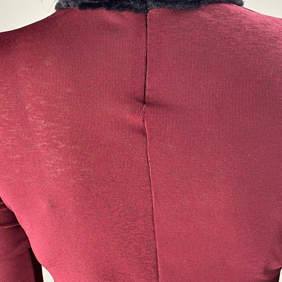 ZARA Maroon Stretchable Full Sleeve Top with Black Faux Fur Collar - Picture 4 of 10